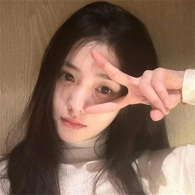 窗户上的阴影