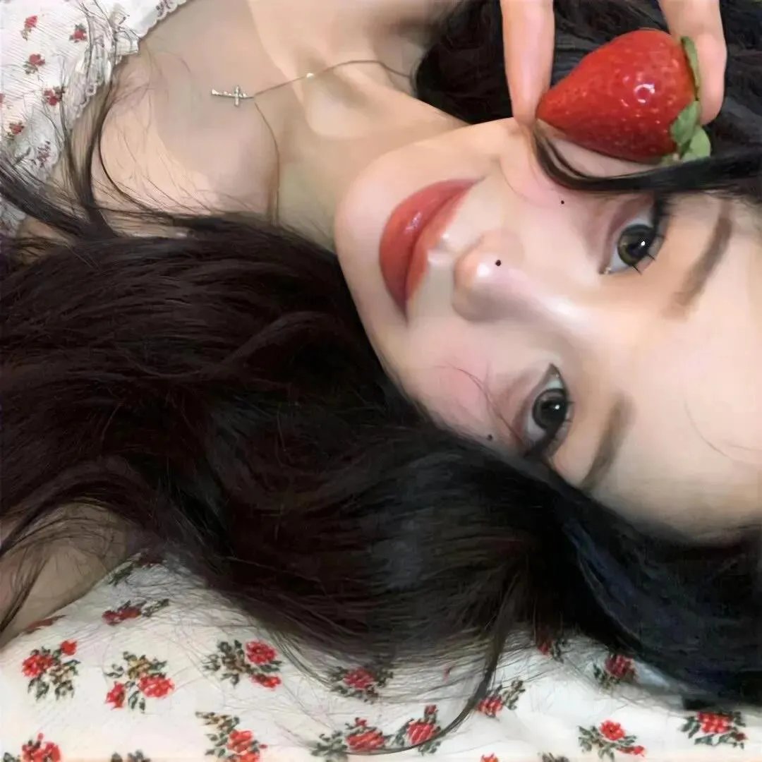 敦君与女朋友
